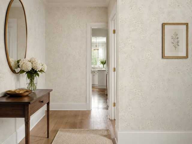 Papel de parede Floral Delicado Lilás com Brilho Biarritz — Alex Quaresma Fernandes, Vila Isabel